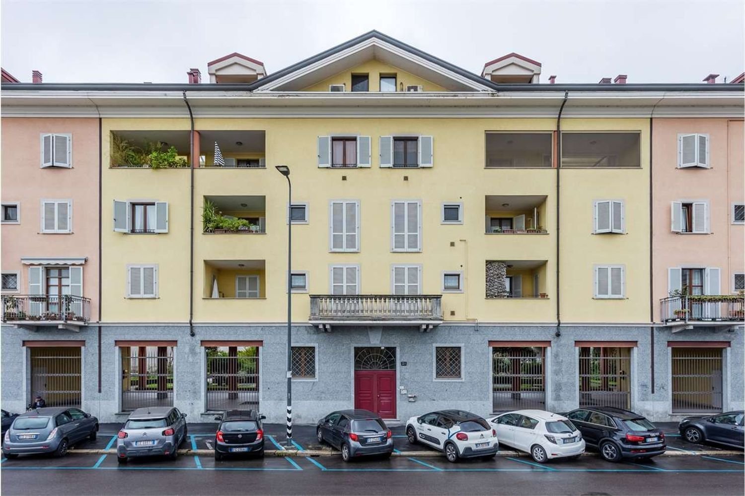 5-Zimmer Penthouse in Milan, Italy, Nr. 246185