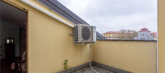 5-Zimmer Penthouse in Milan, Italy, Nr. 246185 11