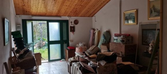 4 rooms Apartment in Pomarance, Italy No. 225121 11