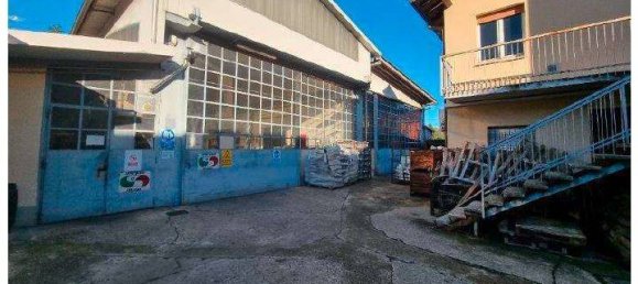 5غرفة مستودع في Jerago con Orago, Italy رقم 310132 4