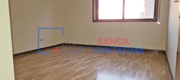 2 Schlafzimmer Wohnung in Porto, Portugal, Nr. 209236 9