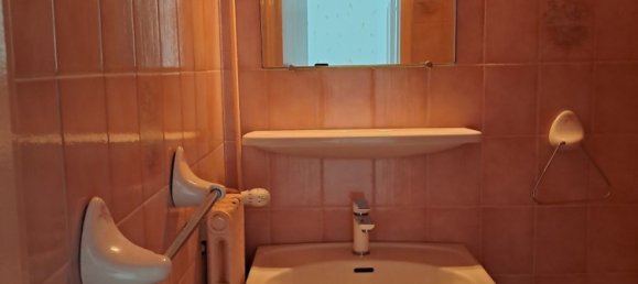 Apartamento de 1 dormitorio en Chalons-en-Champagne, France No. 224867 10