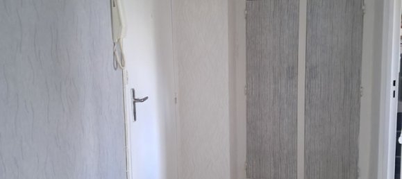 Apartamento de 1 dormitorio en Chalons-en-Champagne, France No. 224867 8