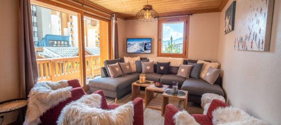 5 bedrooms Apartment in Les Belleville, France No. 927 3