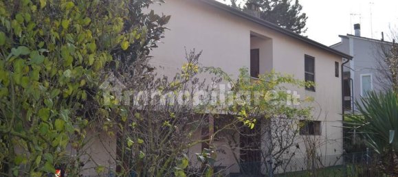 3 Schlafzimmer Villa in Fusignano, Italy, Nr. 307391 3