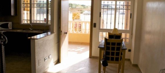 4 bedrooms Townhouse in Guardamar del Segura, Spain No. 190743 2