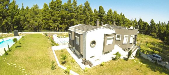 5 bedrooms Commercial property in Chalkidiki, Greece No. 8013 24