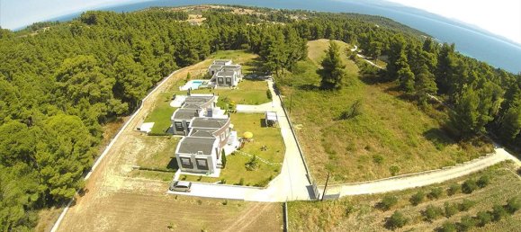 5 bedrooms Commercial property in Chalkidiki, Greece No. 8013 26