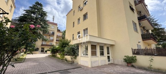 2 bedrooms Apartment in Rome, Italy No. 325148 25