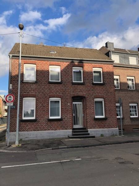 7 rooms House in Monchengladbach, Germany No. 8630