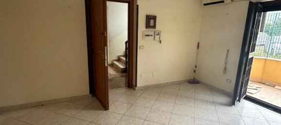 Apartamento de 4 habitaciónes en Palermo, Italy No. 168491 7