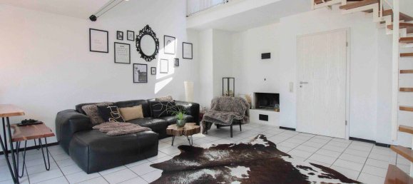 2 Schlafzimmer Doppelhaus in Offenbach, Germany, Nr. 277197 3