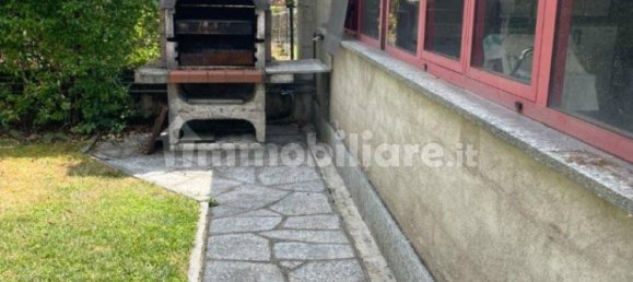 3 bedrooms House in Gattinara, Italy No. 294079 4