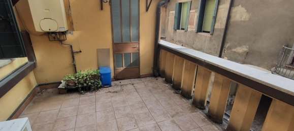 2 rooms Apartment in Padua, Italy No. 34108 17