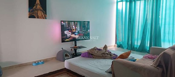 1 bedroom Penthouse in Pieta, Malta No. 1944 7