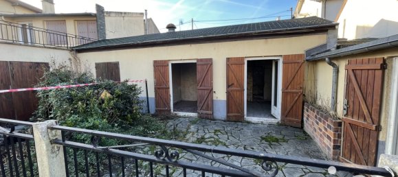 3 rooms House in Montreuil, France No. 163479 7
