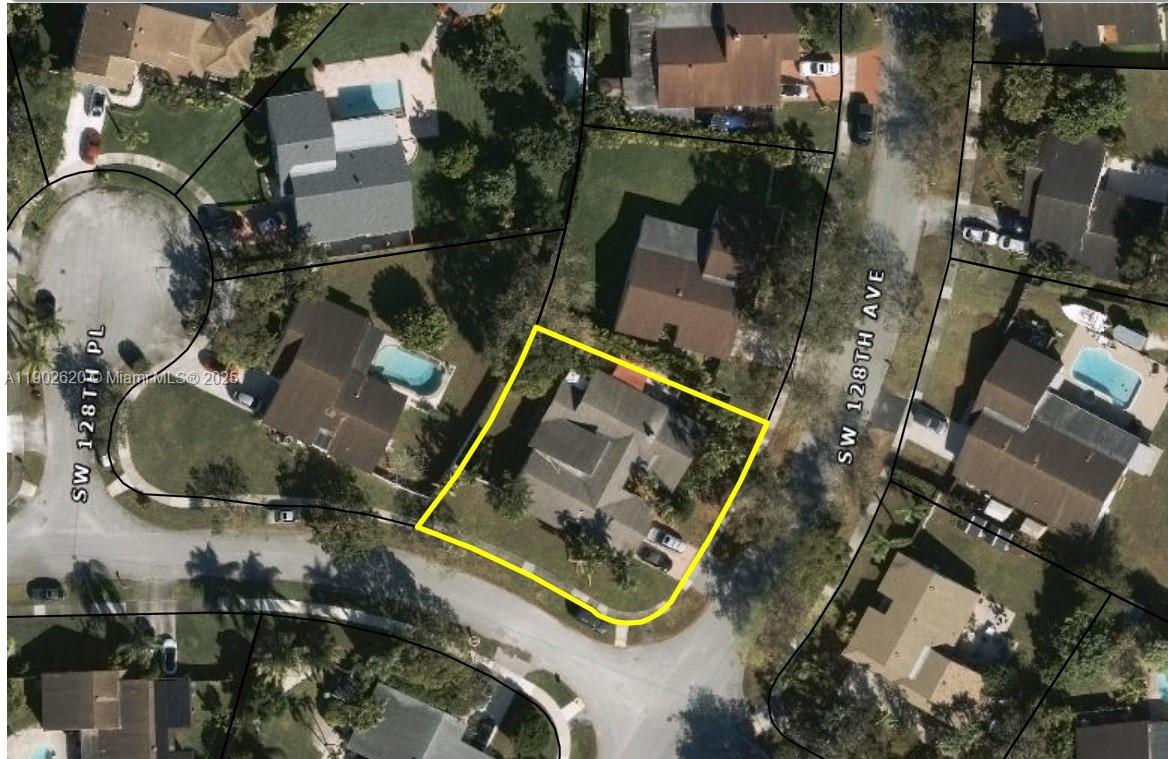 4 dormitorios villa en venta en Miami, Miami-Dade, Florida, USA № 614172