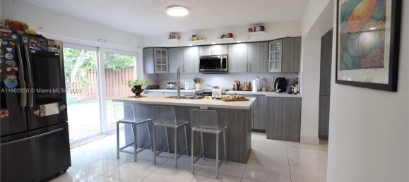 4 dormitorios villa en venta en Miami, Miami-Dade, Florida, USA № 614172 17