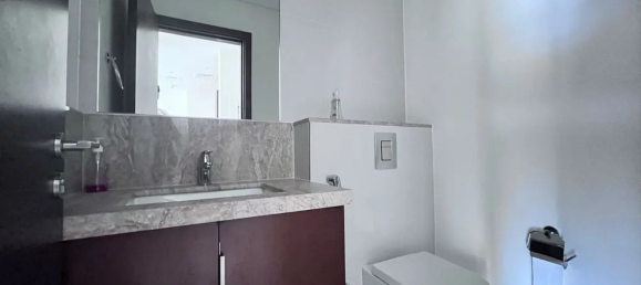 Apartamento T1 em Dubai, UAE N.º 21360 8