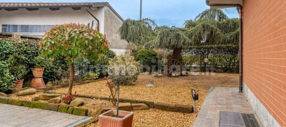 2 bedrooms Villa in Moncalieri, Italy No. 194815 9