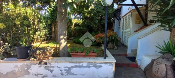 3 bedrooms Villa in Ardea, Italy No. 329433 2