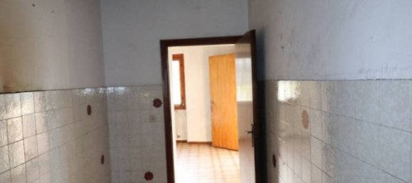 Casa de 2 dormitorios en Montevarchi, Italy No. 103528 10