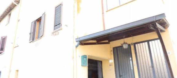 Casa de 2 dormitorios en Montevarchi, Italy No. 103528 4