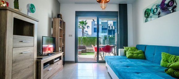 2 bedrooms Apartment in Alicante, Spain No. 186336 3