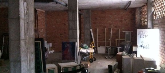 Gewerbliche Immobilie in Marbella, Spain 964m², Nr. 76590 9