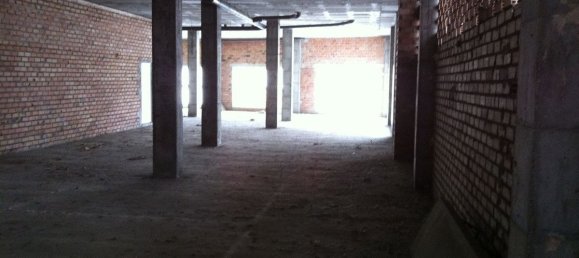 Gewerbliche Immobilie in Marbella, Spain 964m², Nr. 76590 11