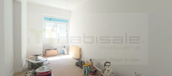 Apartamento de 2 dormitorios en Amadora, Portugal No. 301403 10
