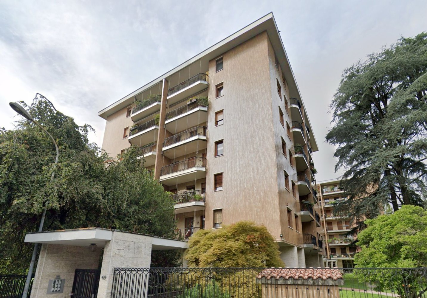 Apartamento T4 em Monza, Italy N.º 361196