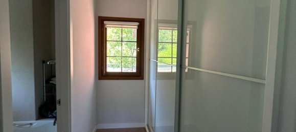 Дом с 4 спальнями в Страна Басков, Испания № 163307 3