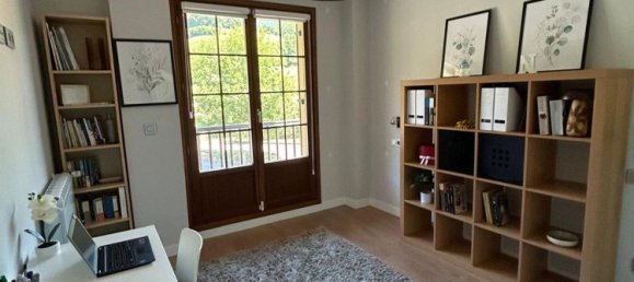 Дом с 4 спальнями в Страна Басков, Испания № 163307 15