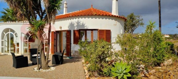 Дом с 4 спальнями в Вила Нова де Касела, Португалия № 112636 20