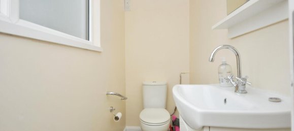 4 bedrooms House in Thornton Heath, United Kingdom No. 11579 13