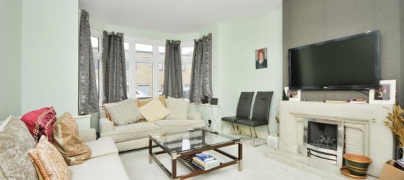 4 bedrooms House in Thornton Heath, United Kingdom No. 11579 4