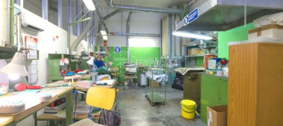 Lagerhaus in Corridonia, Italy 109m², Nr. 102451 4