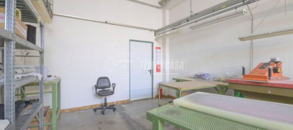 Lagerhaus in Corridonia, Italy 109m², Nr. 102451 12