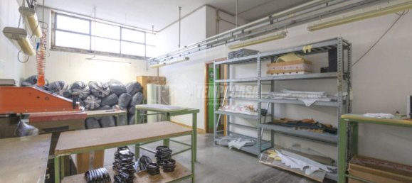 Lagerhaus in Corridonia, Italy 109m², Nr. 102451 8