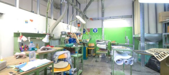 Lagerhaus in Corridonia, Italy 109m², Nr. 102451 5