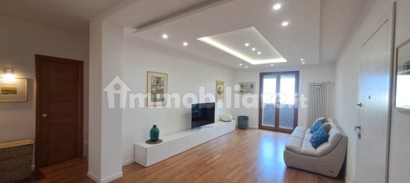 2 Schlafzimmer Wohnung in Valenzano, Italy, Nr. 374442 2