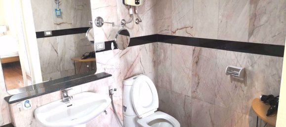 Condominio de 2 dormitorios en Khlong Toei, Thailand No. 9388 13