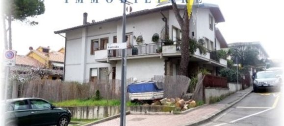 Квартира с 5 комнатами в Монтелупо Фьорентино, Италия № 79895 20