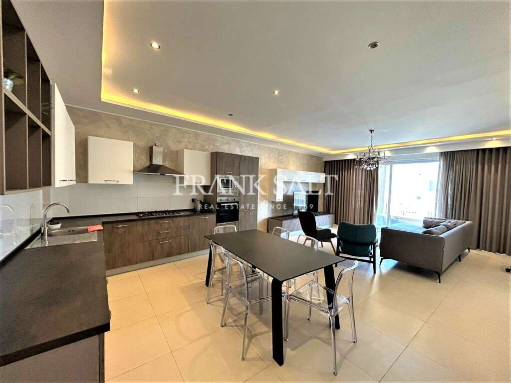 3 bedrooms Apartment in Swieqi, Malta No. 11169