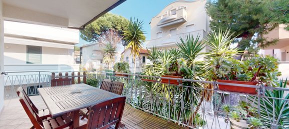 5 bedrooms Villa in Riccione, Italy No. 68744 25