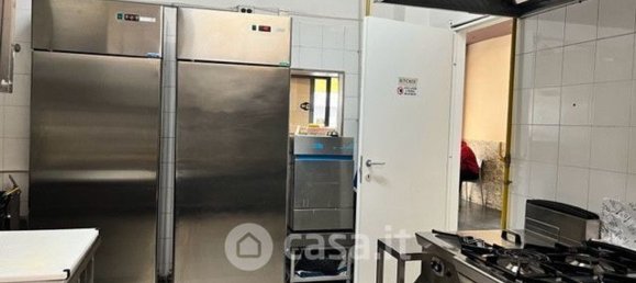 Коммерческая недвижимость 200м² в Рим, Италия № 104372 11