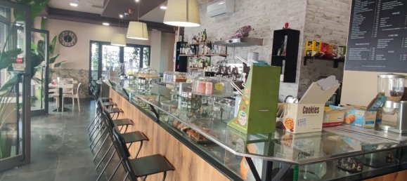 Коммерческая недвижимость 200м² в Рим, Италия № 104372 38