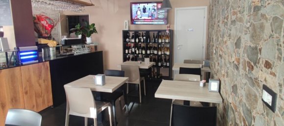 Коммерческая недвижимость 200м² в Рим, Италия № 104372 35