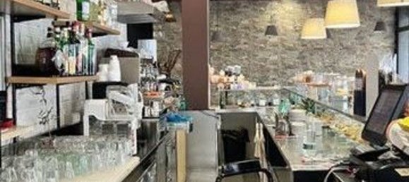 Коммерческая недвижимость 200м² в Рим, Италия № 104372 16